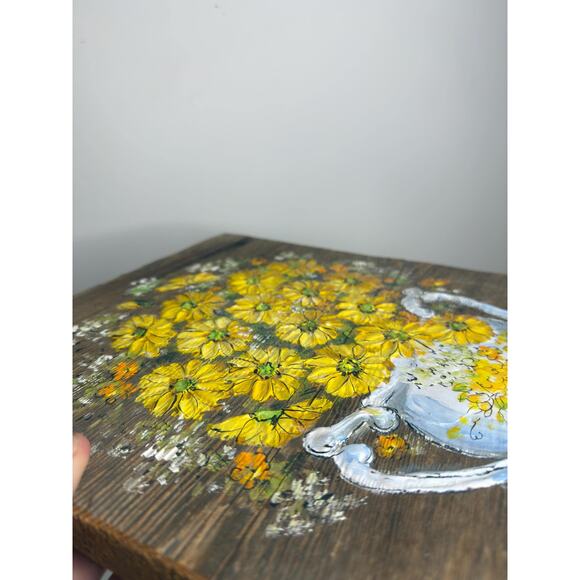 Vintage Signed Yellow Floral Still life on wood plaque , Country Cottage Farmhou - Picture 2 of 9